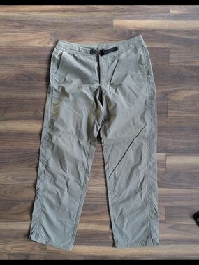MEC Men's Chinos - Olive
